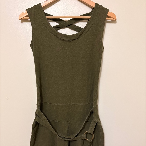 Dress - Picture 1 of 3